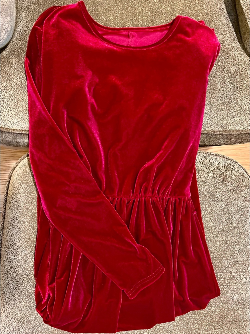 DIVINE - Red Velvet Long Sleeve Dress